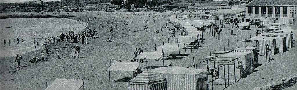 A praia de Santo Amaro no verão - anos 50